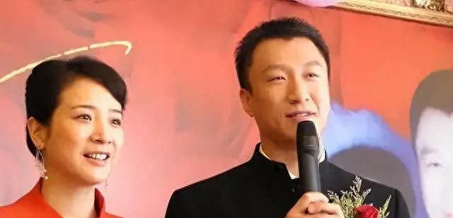 陈小艺刘惠宁分居十五年仍合作，《北上的风》母子首演对手戏 | 细节速览
