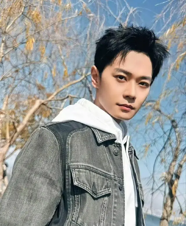 曹骏《何不同舟渡》宣传中多次对比檀健次引争议 | 资讯配图